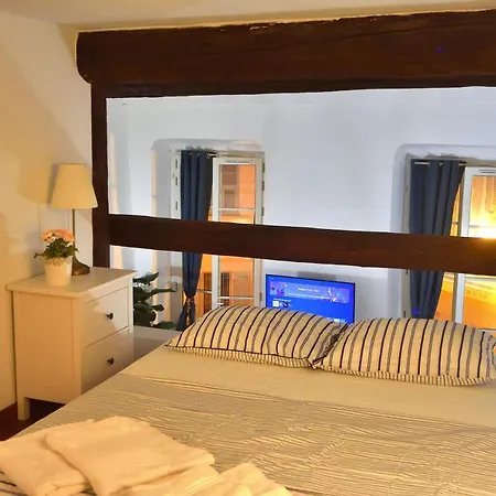 33 On The Old Historic Senate Square Lägenhet *