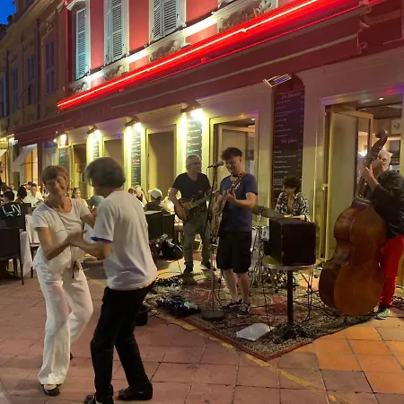 33 On The Old Historic Senate Square * Nice