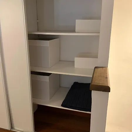 33 On The Old Historic Senate Square